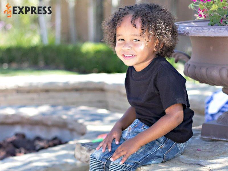 Bảng tóm tắt tiểu sử của King Cairo Stevenson, con trai của rapper Tyga và người mẫu Blac Chyna