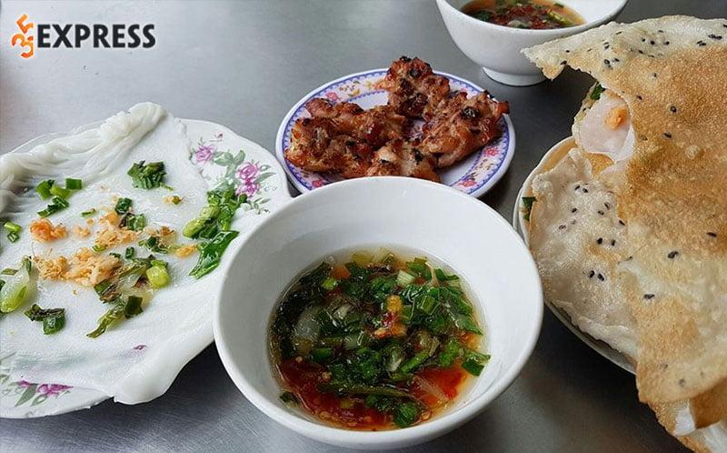 Bánh đập Hồng Lĩnh - món ăn vặt hấp dẫn tại Nha Trang