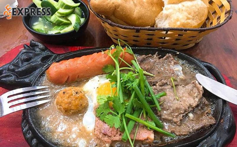 Bò né Hùng Vương - bữa sáng giàu năng lượng