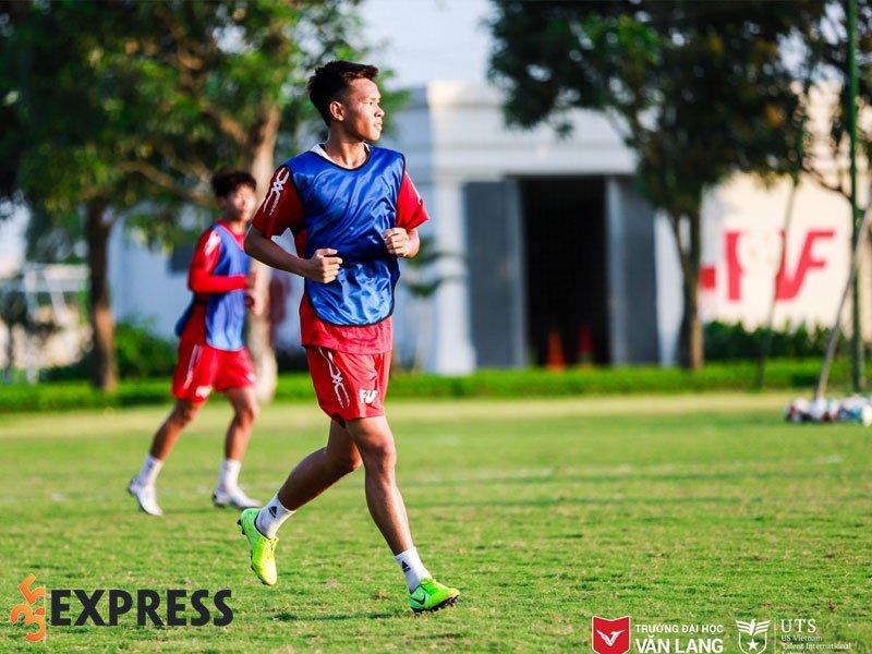 Bùi Vĩ Hào trong màu áo U23 Việt Nam