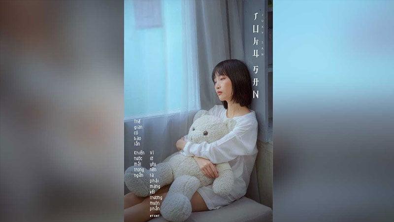 Ca sĩ Vĩnh Thuyên Kim thể hiện ca khúc Níu Lấy Tay Anh