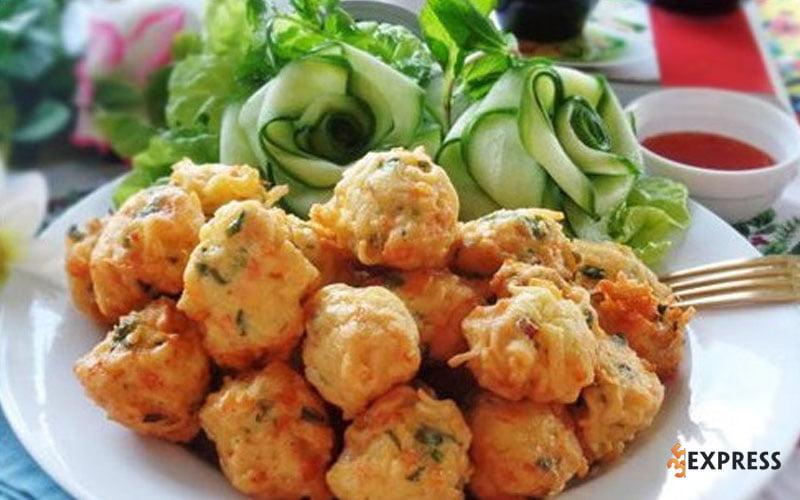 Chả gà Tiểu Quan - đặc sản Hưng Yên