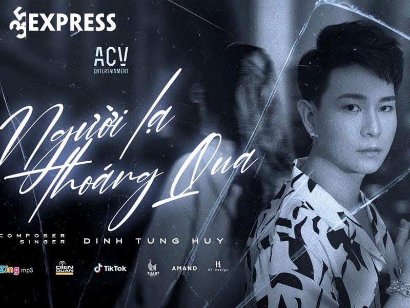 Đinh Tùng Huy biểu diễn trên sân khấu