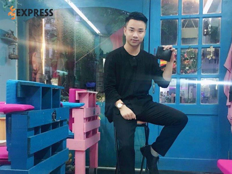 Hữu Công trong một sự kiện