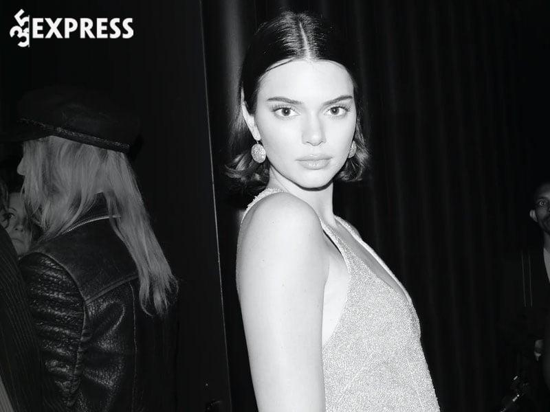 Kendall Jenner - Scandal áo thun