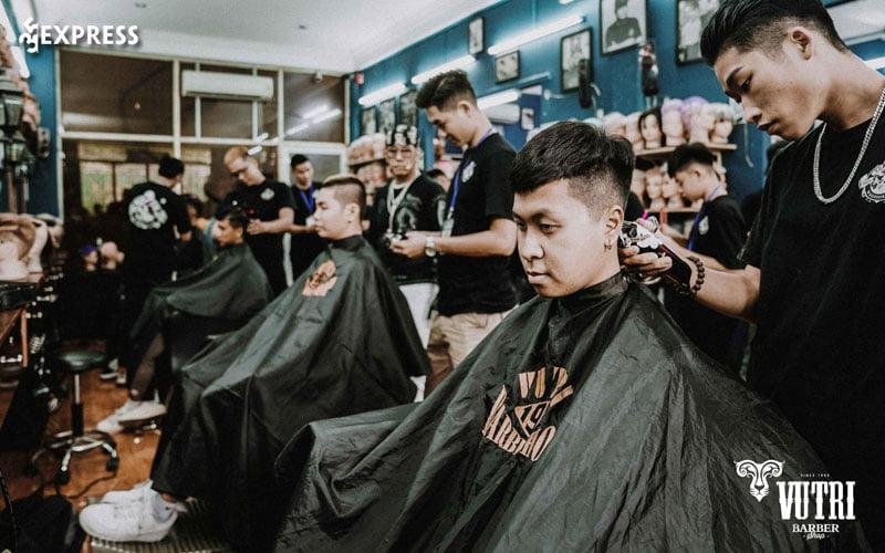 Lớp học cắt tóc nam tại Vũ Trí