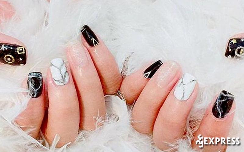 Mẫu nail lộng rẫy và quyến rũ tại Crown Nail
